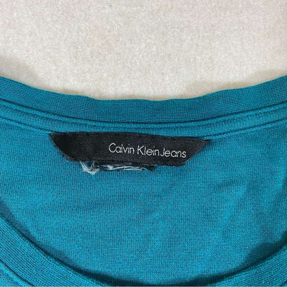 Calvin Klein Jeans Shirt Top Long Sleeve Scoop Neckline Woman’s striped Blouse - Picture 2 of 9